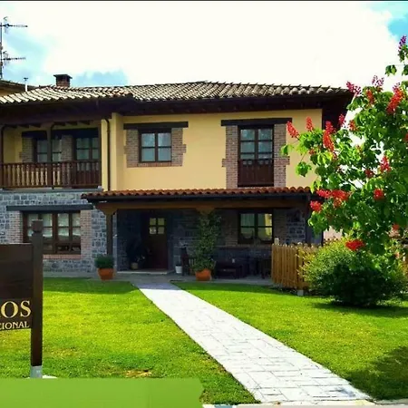 Camin De Collaos Landhaus Onís